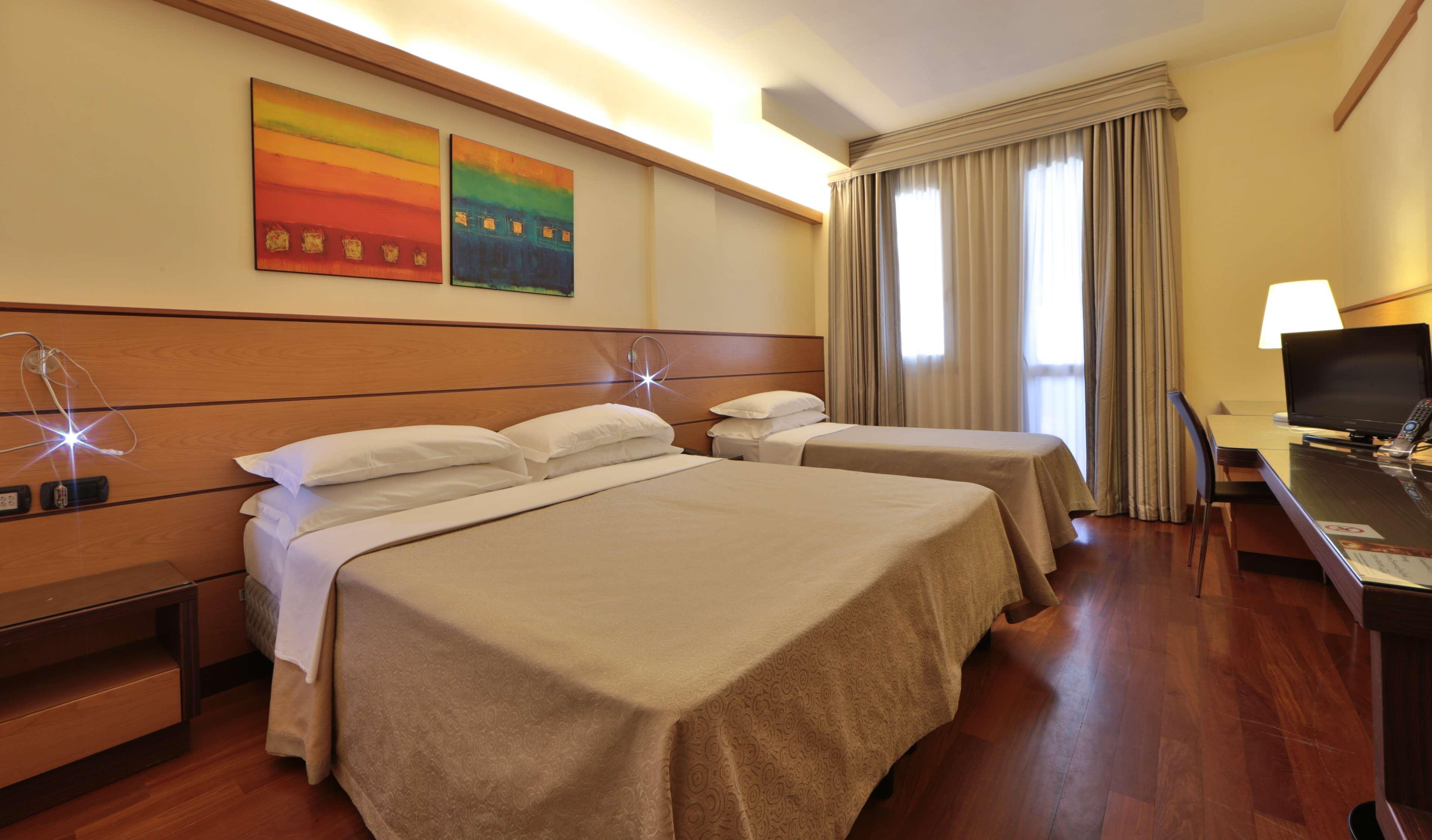 Best Western Hotel Dei Cavalieri Barletta Exterior foto